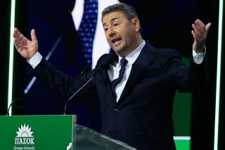 Την Κυριακή η εκλογή γραμματέα του ΠΑΣΟΚ